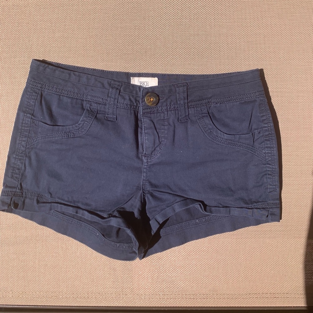 BKE low rise shorts size 25